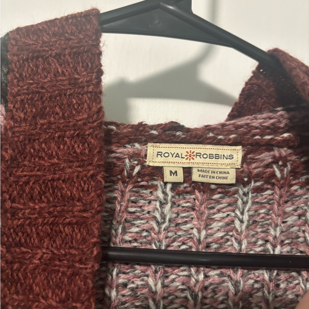 Royal Robbin’s Cardigan - Picture 2 of 7